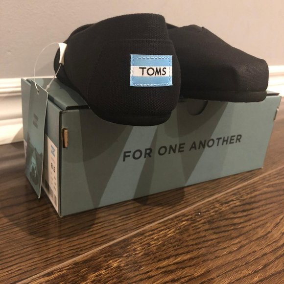 Brand new Toms Women shoes - Sizes below! - Picture 1 of 13